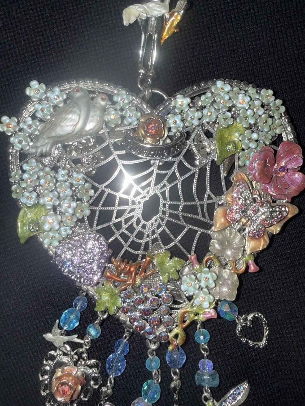 * Kirks Folly ‘Forget Me Not’ Wind Chime Cupid Spiderweb Flowers Birds Heart